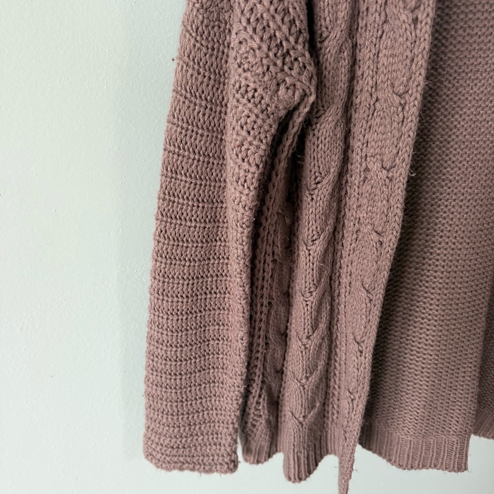 No Comment Cozy Knit Open-Front Cable Knit Cardigan Sweater Size Medium - Picture 4 of 7